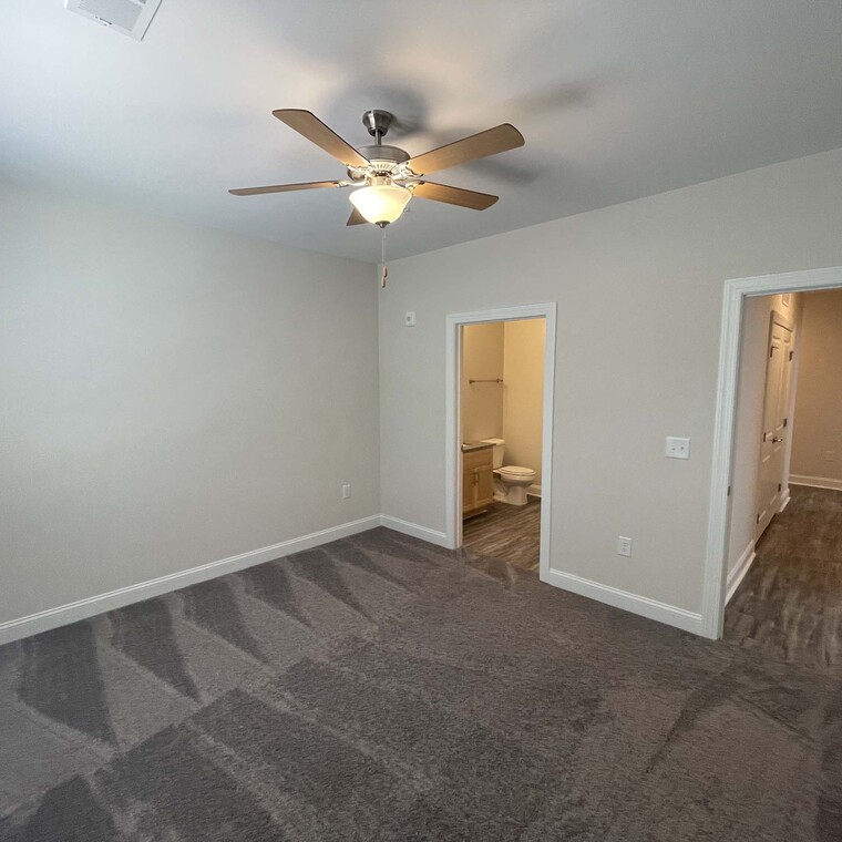 Bedroom with ceiling fan