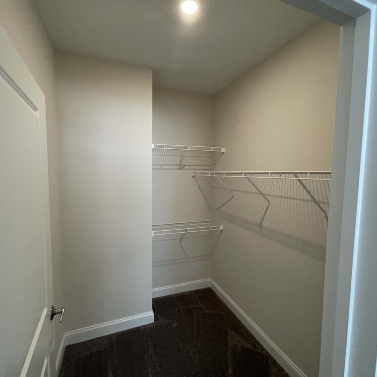 Walk-in closet